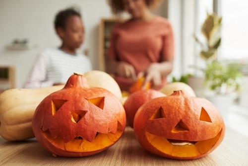 Set Halloween Rules For Safe Trick-or-Treat Eating With Braces!